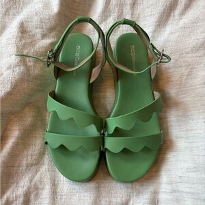 BCBG Faye Scallop Platform Sandal